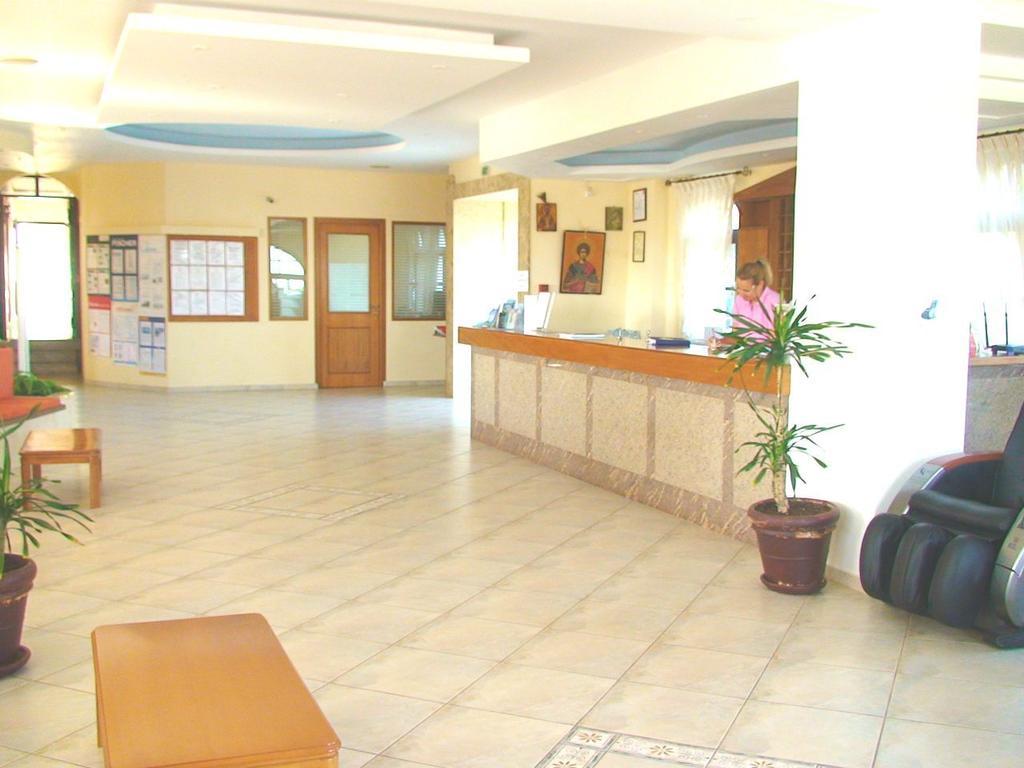 Despo Hotel Kato Gouves Dış mekan fotoğraf